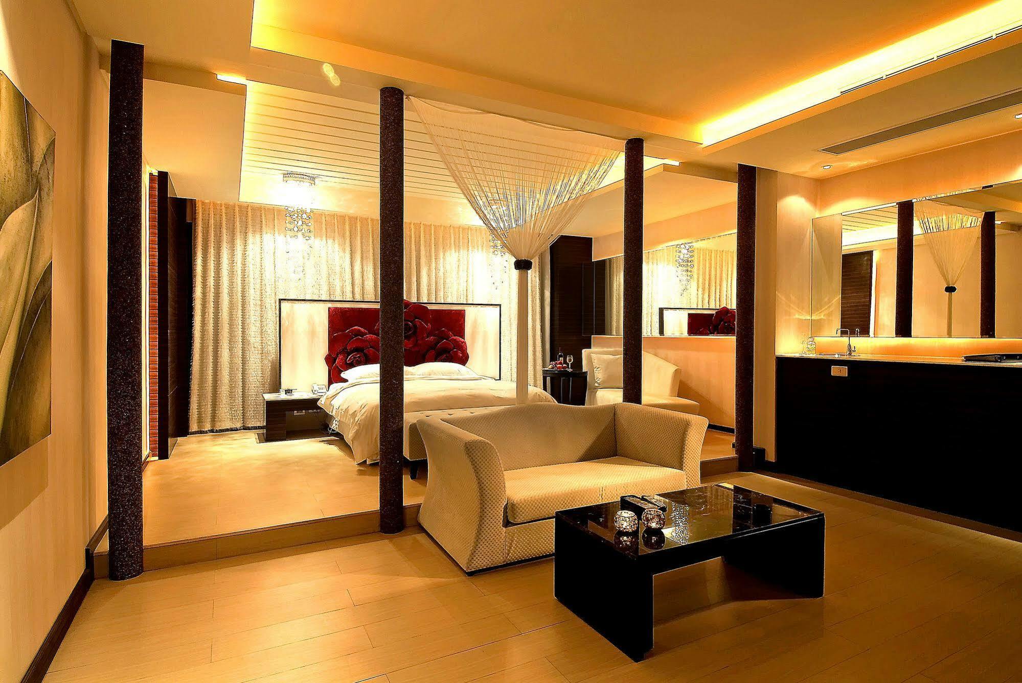 All-Ur Boutique Motel-Ping Tung Branch Pingtung Eksteriør billede