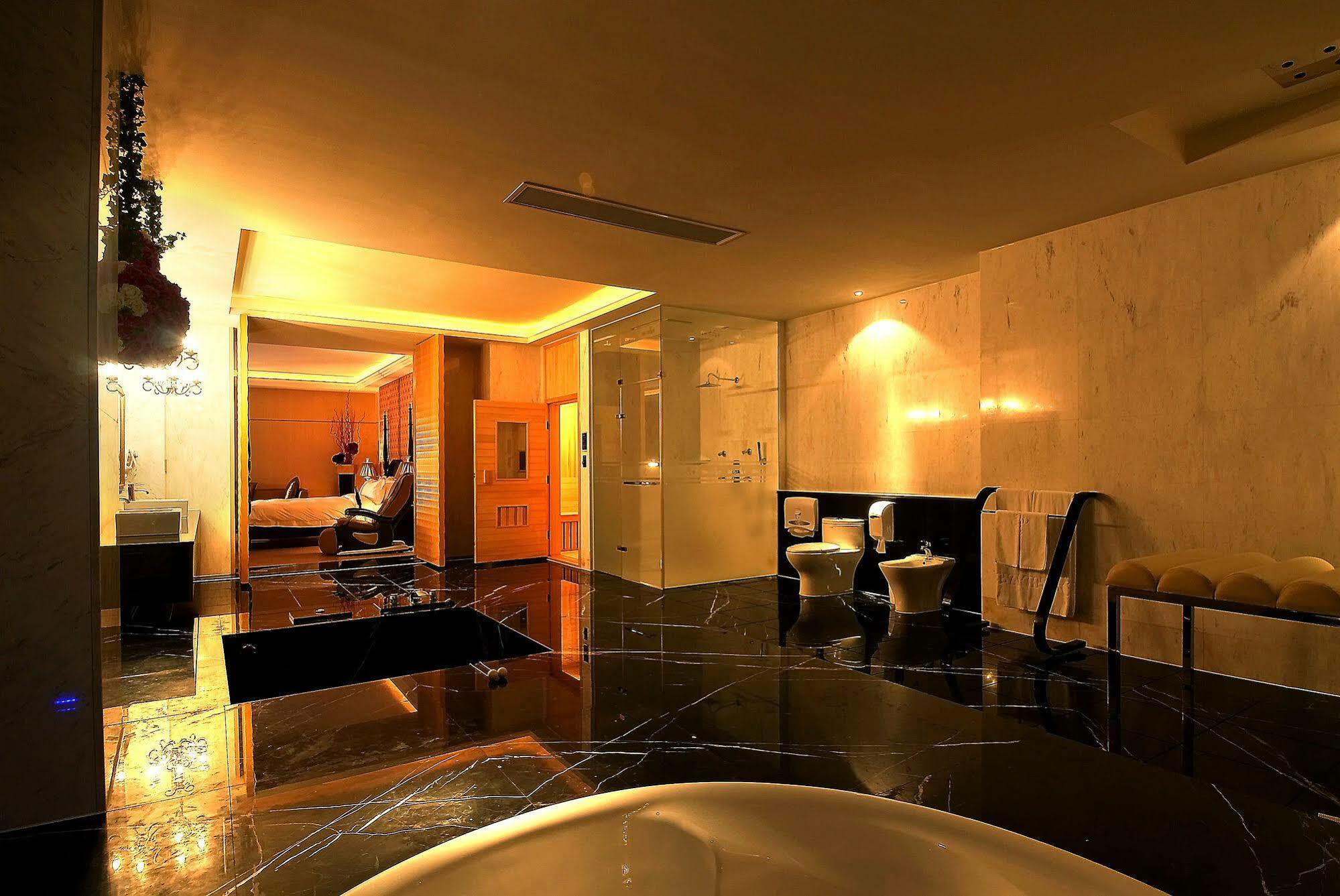 All-Ur Boutique Motel-Ping Tung Branch Pingtung Eksteriør billede
